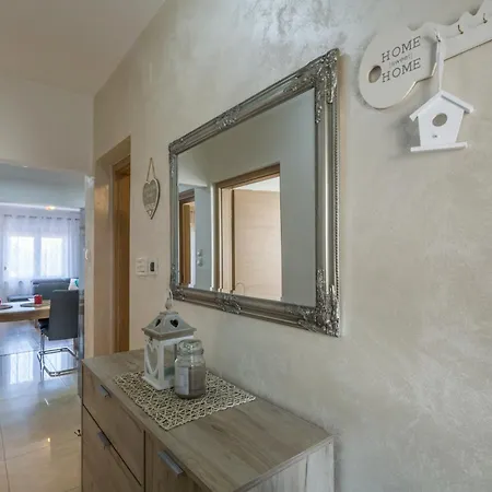 Apartman Lena