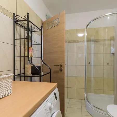 Apartment Lena Pula